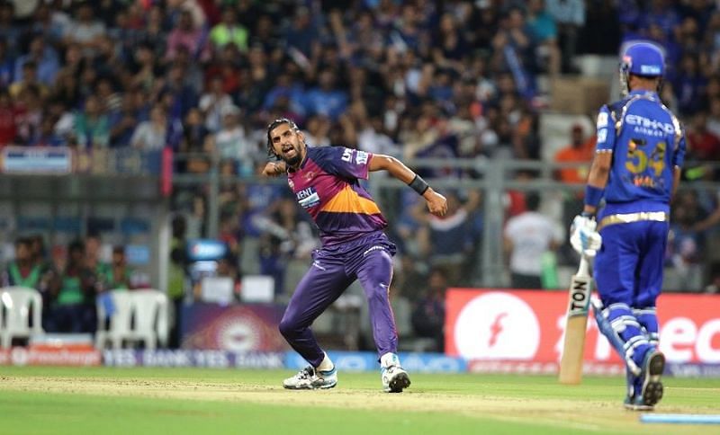 Ishant Sharma celebrates Lendl Simmons' wicket
